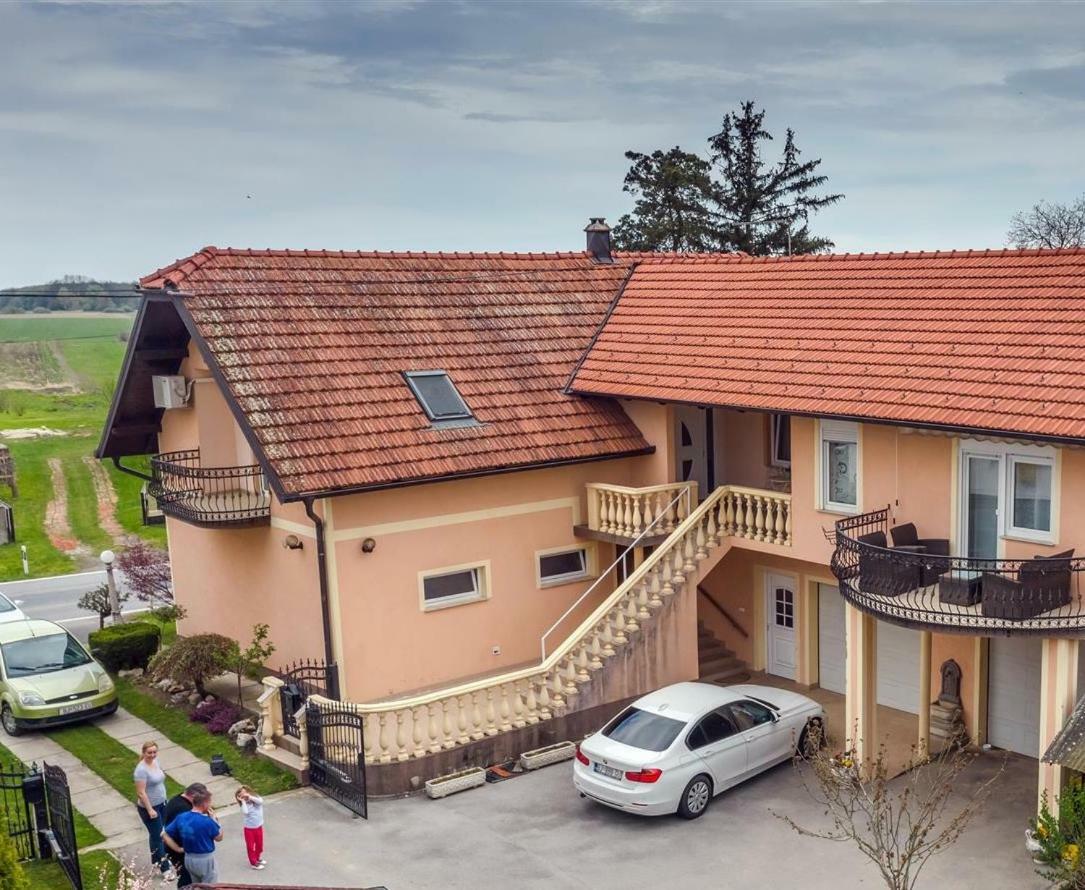 Apartman Hubertus 5* Vagovina Экстерьер фото